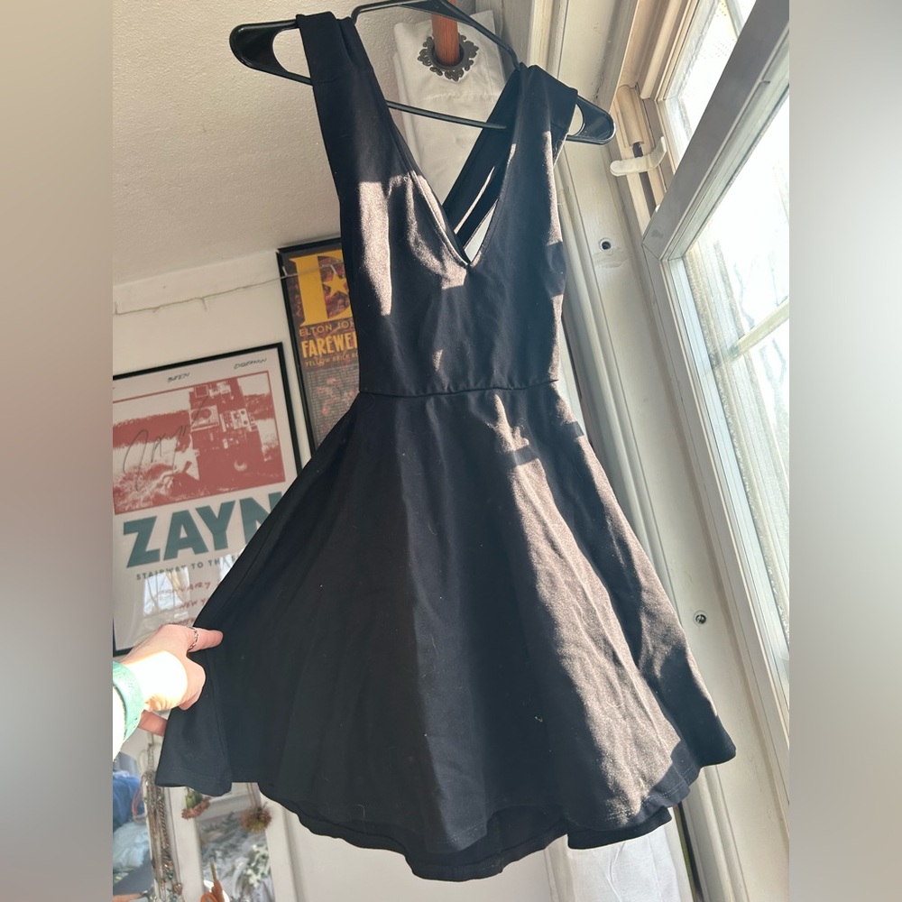 Lulu's Black Sleeveless V-Neck Fit & Flare Mini Dress